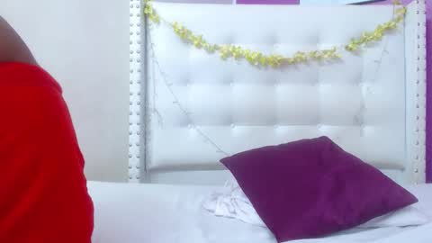 Snapshot of goldenn_ass1 chatting on 21, 10, 2025 goldenn_ass1 online show from 21, 10, 2025