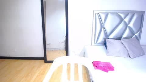 Snapshot of goldenn_ass1 chatting on 21, 11, 2025 goldenn_ass1 online show from 21, 11, 2025