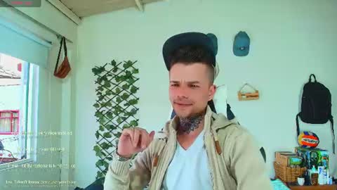 Snapshot of goldy_loyal99 chatting on 8, 7, 2026 Goldy Loyal93 online show from 8, 7, 2026