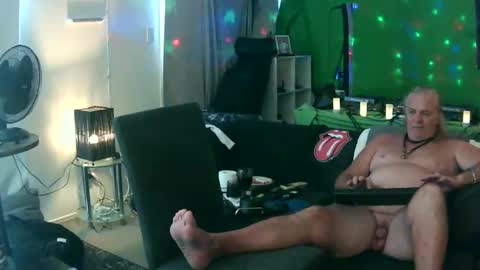 goldyguy011 online show from 22, 1, 2025