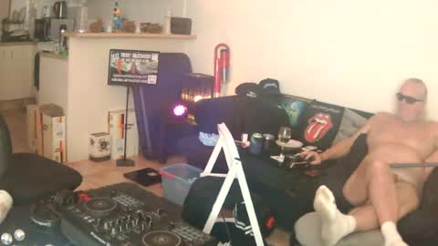 Snapshot of goldyguy011 chatting on 24, 7, 2026 goldyguy011 online show from 24, 7, 2026