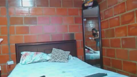 Valentina online show from 5, 1, 2025