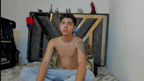 Snapshot of gomez_c_ chatting on 1, 7, 2026 gomez_c_ online show from 1, 7, 2026