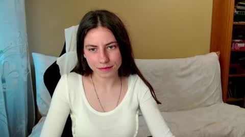 Snapshot of good__night chatting on 26, 5, 2026 Elizabeth Effie online show from 26, 5, 2026