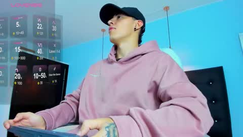 Snapshot of good_sheep chatting on 2, 11, 2025 good_sheep online show from 2, 11, 2025