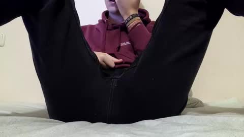 goodboyyy7 online show from 9, 2, 2026