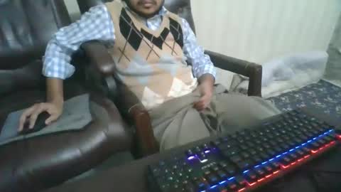Snapshot of goodfucker3252 chatting on 6, 1, 2025 Arab Pronstar online show from 6, 1, 2025