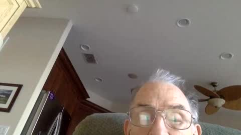 Snapshot of goodgrief12345 chatting on 11, 2, 2025 Sweet old guy online show from 11, 2, 2025