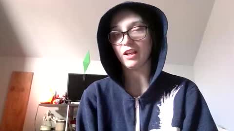 gooeypixie online show from 6, 3, 2026