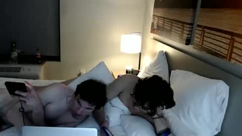 Snapshot of gooningash chatting on 4, 12, 2025 Ash online show from 4, 12, 2025