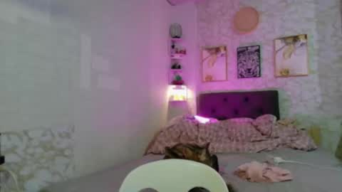 geneviev online show from 6, 3, 2026