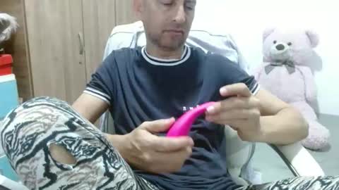 Andres online show from 8, 4, 2026