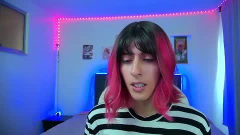 goth_minerva online show from 6, 2, 2026