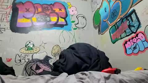 gothboityplz online show from 4, 11, 2025