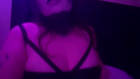 Snapshot of gothgirlnora chatting on 13, 10, 2025 gothgirlnora online show from 13, 10, 2025