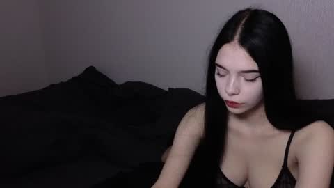 Snapshot of gothicxz chatting on 6, 12, 2024 HIMORI AND LISAPVT NAKED online show from 6, 12, 2024