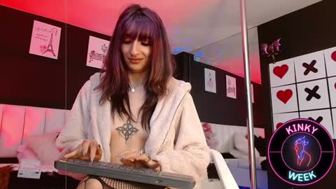 Meredith Alessandra online show from 18, 1, 2025