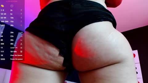 Snapshot of gotthic_met chatting on 8, 1, 2026 Meredith Alessandra online show from 8, 1, 2026