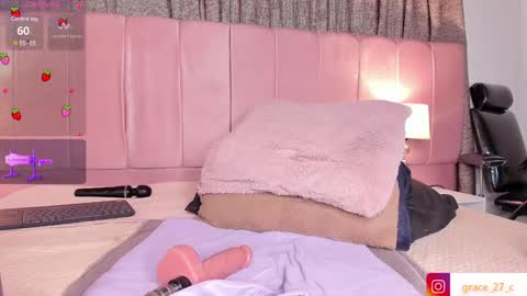 Snapshot of grace77_ chatting on 4, 2, 2025 Grace online show from 4, 2, 2025
