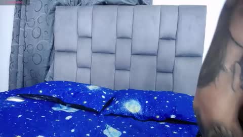 Snapshot of grace_and_shawn chatting on 24, 10, 2025 grace_and_shawn online show from 24, 10, 2025