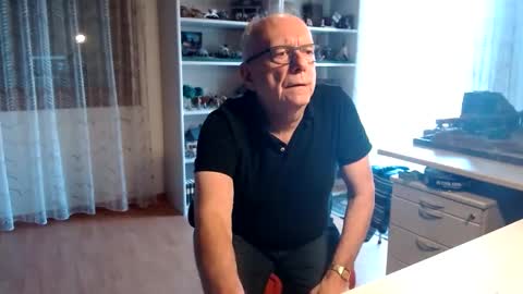 grandpach online show from 21, 2, 2025