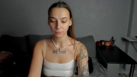 Snapshot of gravitation777 chatting on 17, 1, 2026 Anna online show from 17, 1, 2026