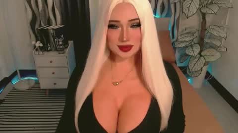 PAULATHEONE online show from 3, 12, 2025