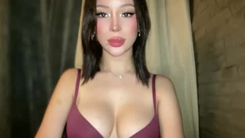 Marie Pelie online show from 16, 12, 2025