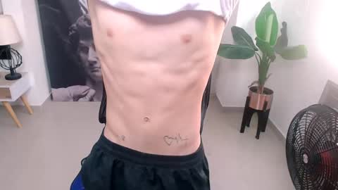 Snapshot of grecia_millercol chatting on 17, 12, 2024 grecia_millercol online show from 17, 12, 2024