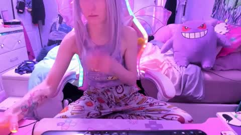 GreenEyedLovexo online show from 20, 2, 2025