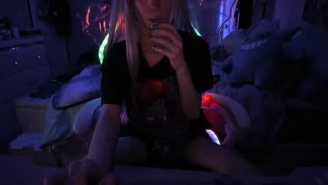 GreenEyedLovexo online show from 24, 2, 2025