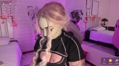   online show from 24, 10, 2025