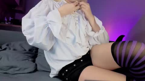 Greg-independent model online show from 30, 10, 2025