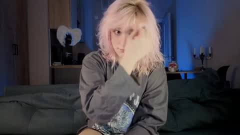 Greg-independent model online show from 29, 3, 2026