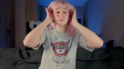 Greg-independent model online show from 19, 4, 2026