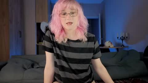 Snapshot of gregory_byyrd chatting on 24, 5, 2026 Greg-independent model online show from 24, 5, 2026