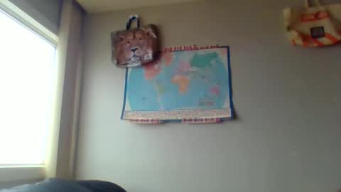 Snapshot of gregrev chatting on 23, 4, 2026 gregrev online show from 23, 4, 2026