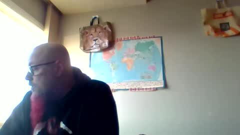 Snapshot of gregrev chatting on 29, 4, 2026 gregrev online show from 29, 4, 2026
