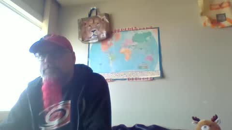 Snapshot of gregrev chatting on 4, 5, 2026 gregrev online show from 4, 5, 2026