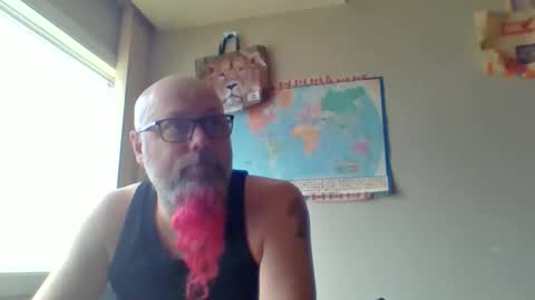 Snapshot of gregrev chatting on 13, 5, 2026 gregrev online show from 13, 5, 2026
