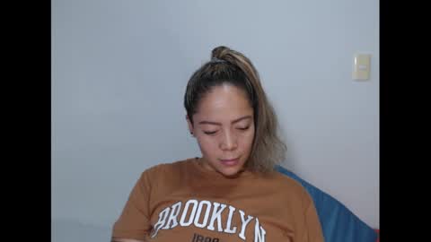 Snapshot of greicylondon chatting on 11, 9, 2025 grey online show from 11, 9, 2025