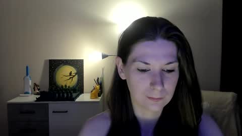 Snapshot of gretamiln chatting on 2, 10, 2025 Greta online show from 2, 10, 2025