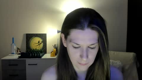 Snapshot of gretamiln chatting on 9, 10, 2025 Greta online show from 9, 10, 2025