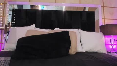 Greta Velvet  online show from 24, 10, 2025