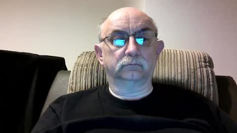 Snapshot of grey_dom chatting on 3, 1, 2025 Master Sir online show from 3, 1, 2025