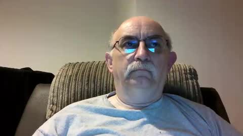 Snapshot of grey_dom chatting on 28, 9, 2025 Master Sir online show from 28, 9, 2025
