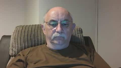 Snapshot of grey_dom chatting on 12, 7, 2026 Master Sir online show from 12, 7, 2026