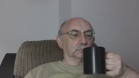 Snapshot of grey_dom chatting on 15, 7, 2026 Master Sir online show from 15, 7, 2026