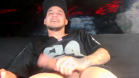 Gripthahips online show from 14, 2, 2025