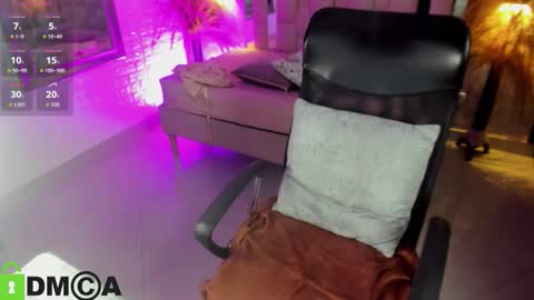    online show from 15, 11, 2025